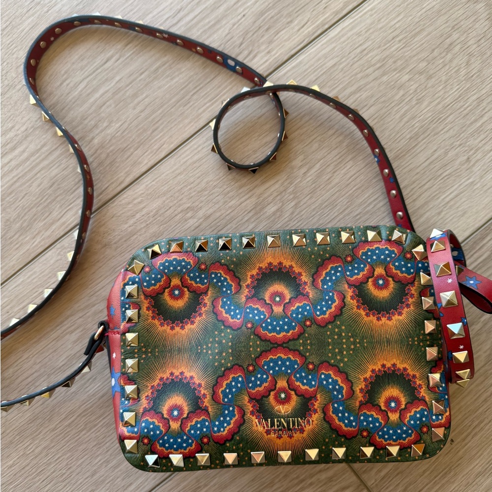 Valentino Red Star-Patterned Crossbody
